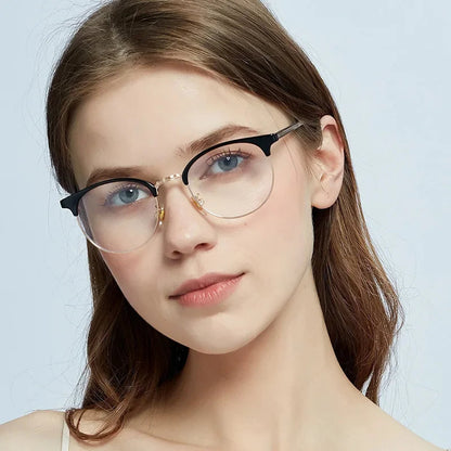Marta Multifocal Glasses